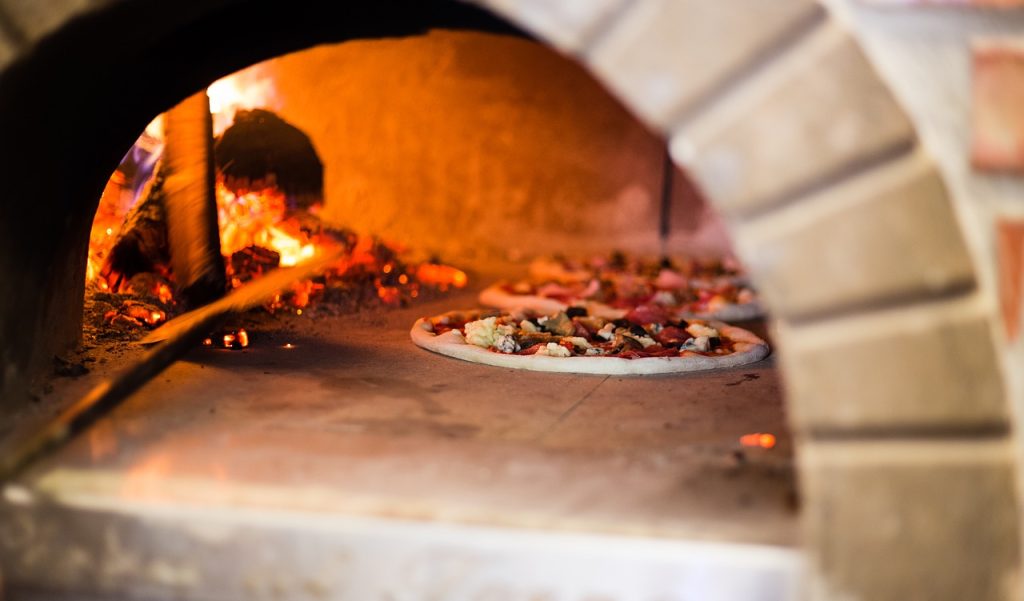 Read more about the article PIZZERIA OVENS